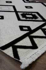 Hook Çerçeveli Beyaz Polyester Makine Halısı - Görsel 2