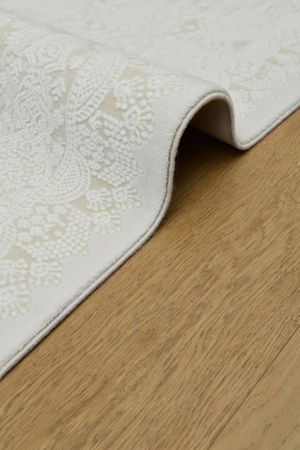 Fidenza Klasik Göbekli Bej Akrilik Makine Halısı - Görsel 4