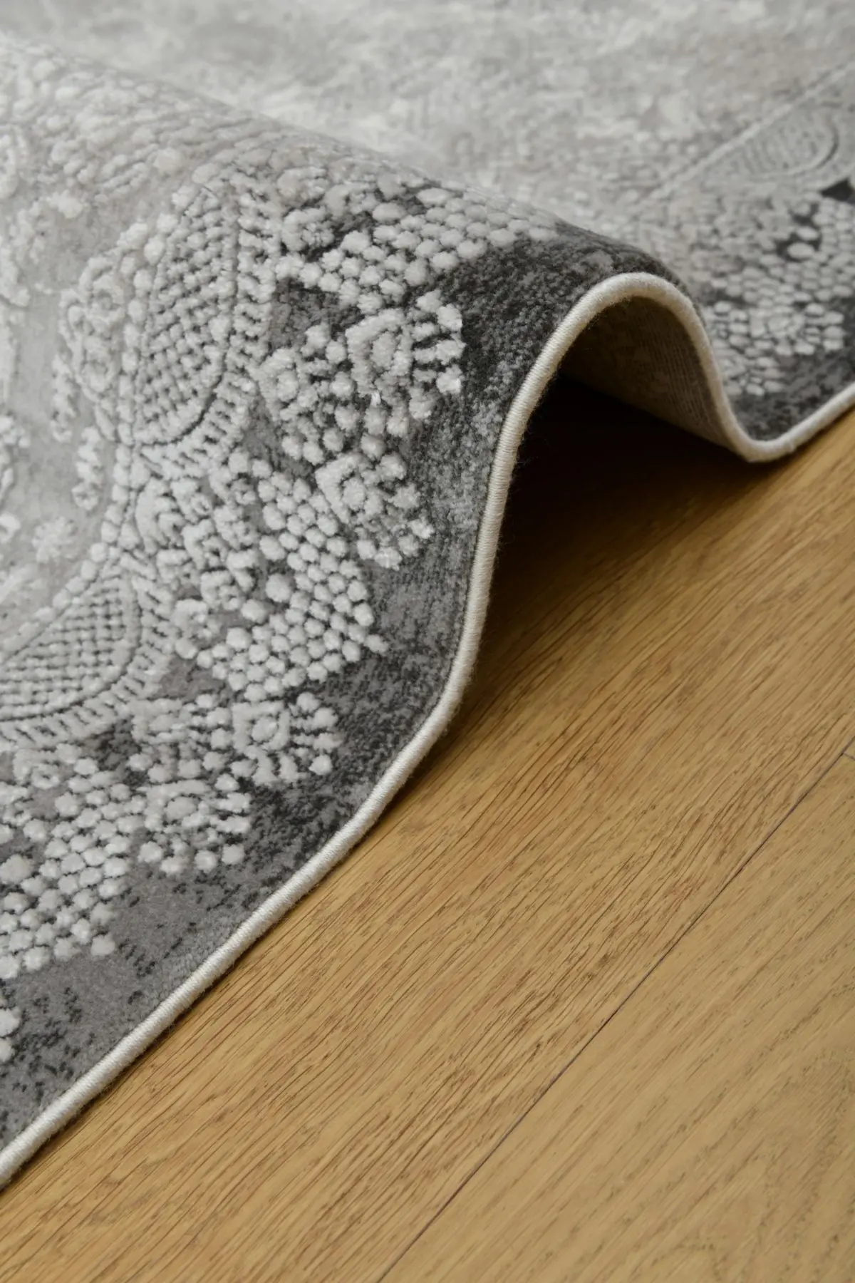 Gussola Klasik Göbekli Gri Akrilik Makine Halısı - Görsel 3