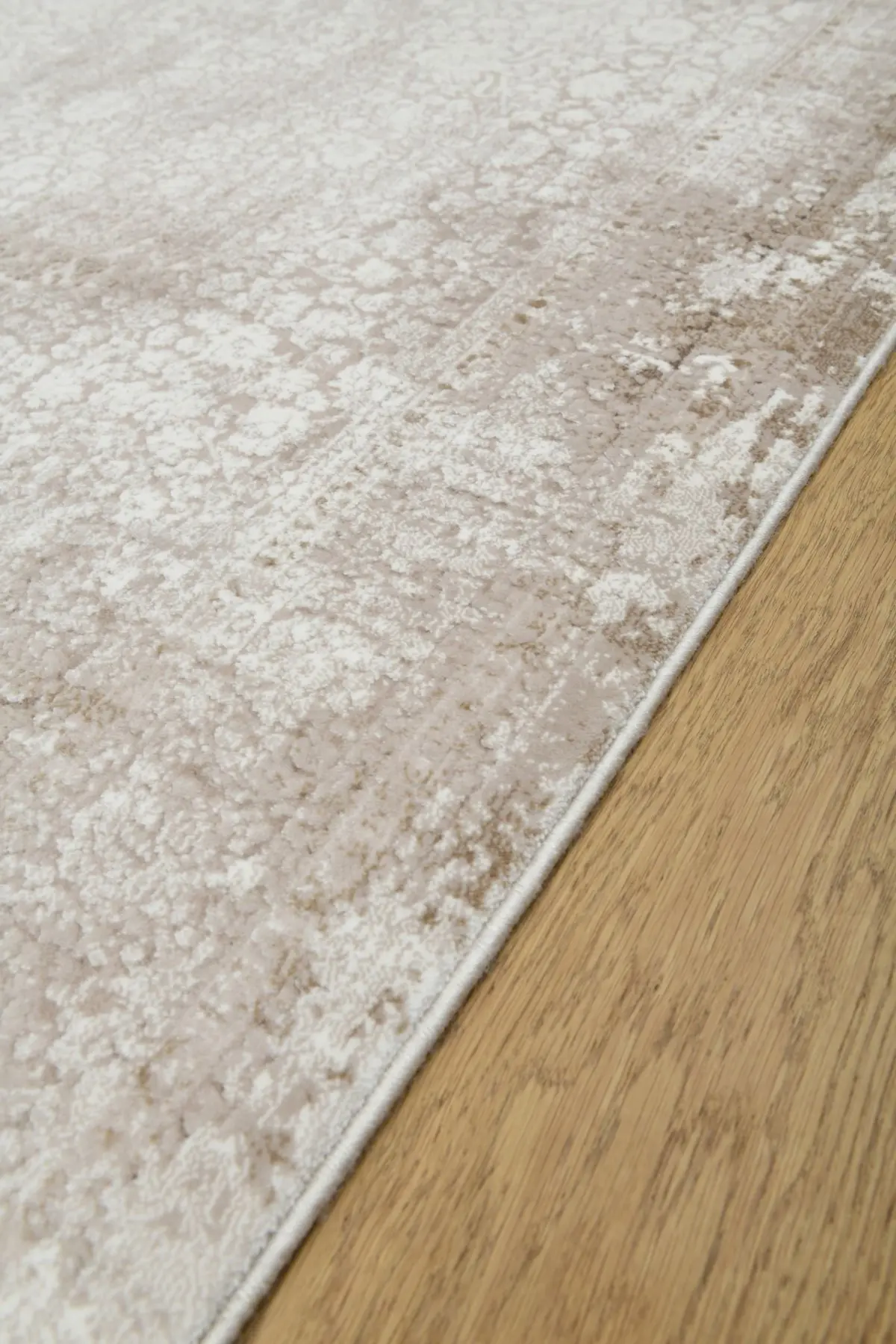 Pessina Klasik Göbekli Kahve Akrilik Makine Halısı - Görsel 3