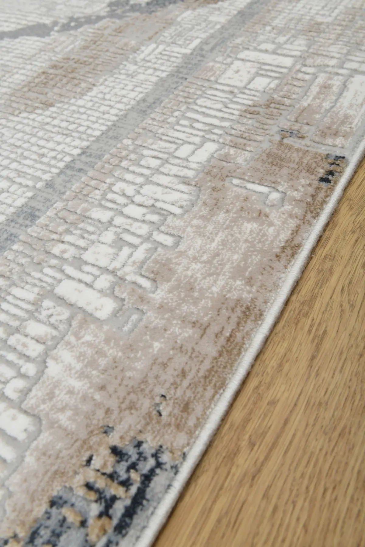 Mella Klasik Göbekli Kahve Akrilik Makine Halısı - Görsel 3