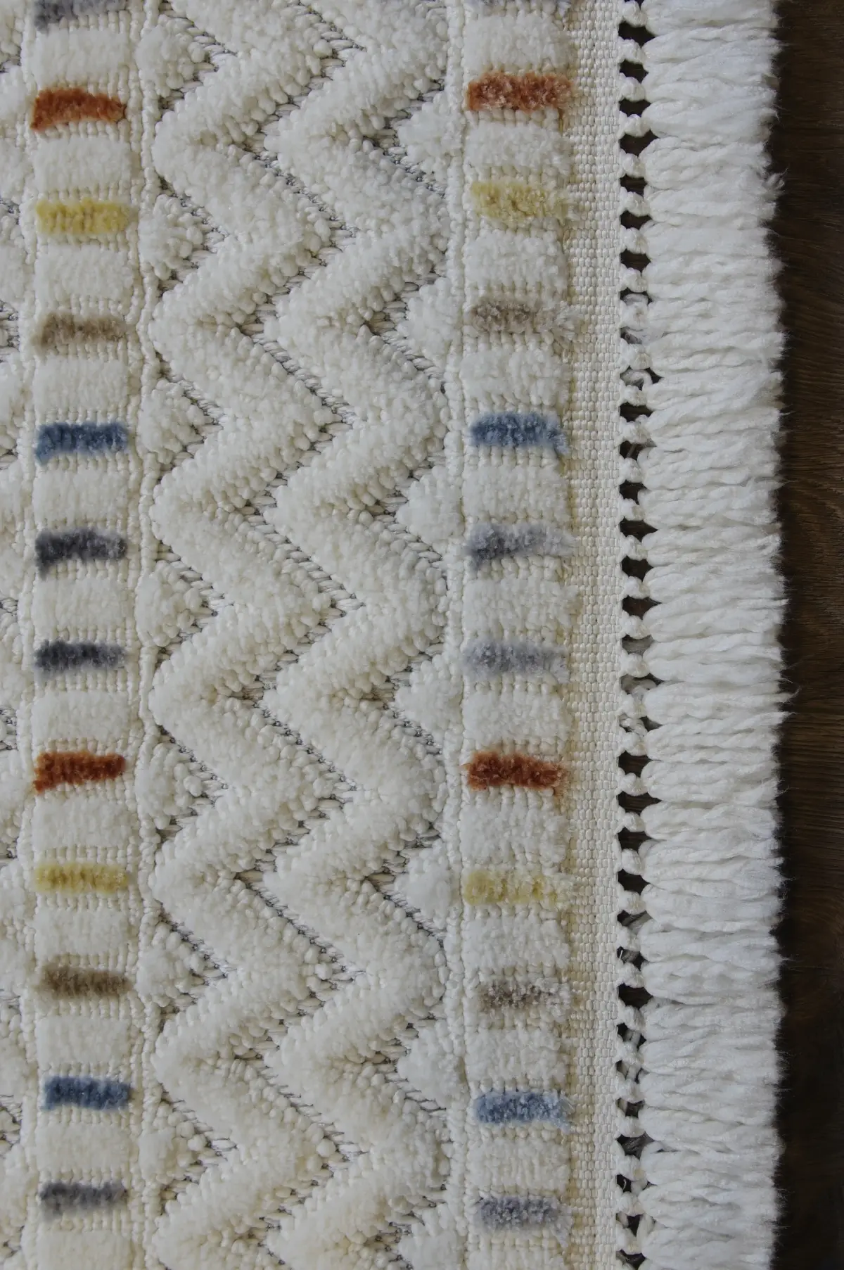 Perry Modern Krem Polyester Makine Halısı - Görsel 3