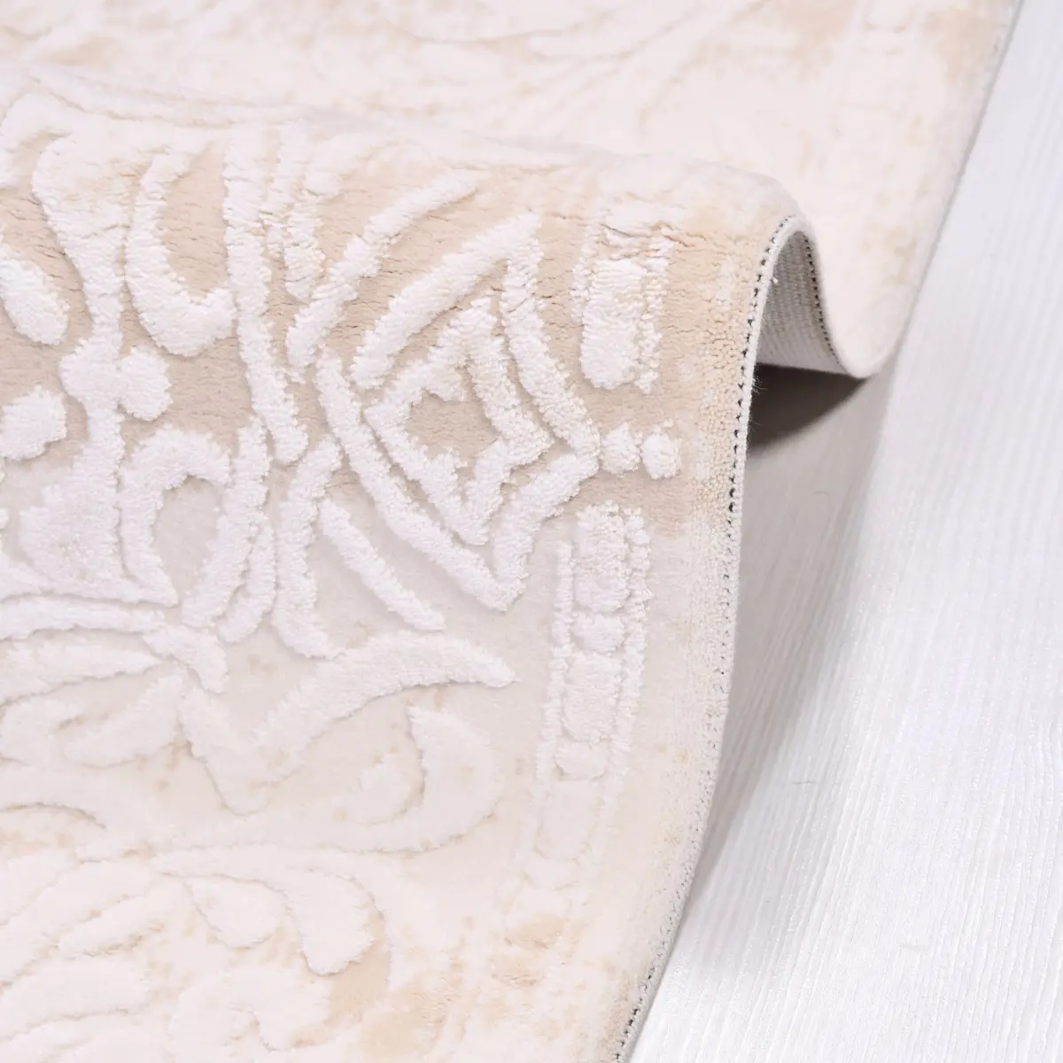 Cascia Klasik Göbekli Krem Akrilik Makine Halısı - Görsel 5