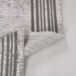 Isernia Çerçeveli Gri Akrilik Makine Halısı - Görsel 3