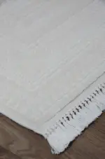Terme Çerçeveli Krem Akrilik Makine Halısı - Görsel 2