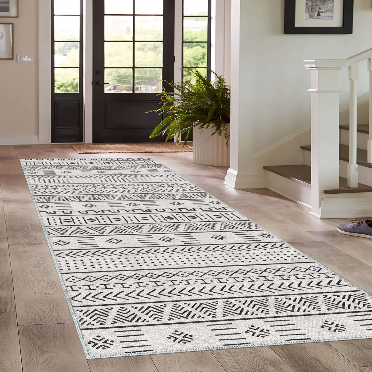 Guina Geometrik Beyaz Polyester ve Pamuklu Yıkanabilir Kaydırmaz Taban Dijital Baskı Halı - Görsel 4