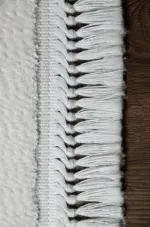 Bagnile Çerçeveli Krem Akrilik Makine Halısı - Görsel 3