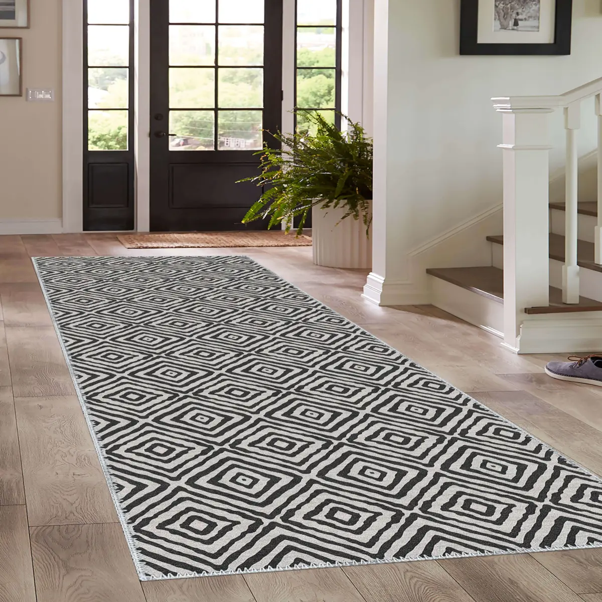 Letras Goemetrik Beyaz Polyester ve Pamuklu Yıkanabilir Kaydırmaz Taban Dijital Baskı Halı - Görsel 4