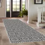 Letras Goemetrik Beyaz Polyester ve Pamuklu Yıkanabilir Kaydırmaz Taban Dijital Baskı Halı - Görsel 4