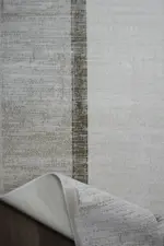 Naveil Çerçeveli Krem Kahve Çizgili Akrilik Makine Halısı - Görsel 4