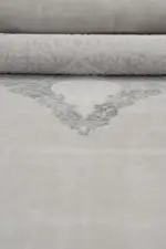 Lutley Çerçeveli Krem Akrilik Makine Halısı - Görsel 6