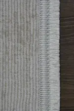 Luce Çerçeveli Krem Gold Çizgili Akrilik Makine Halısı - Görsel 3