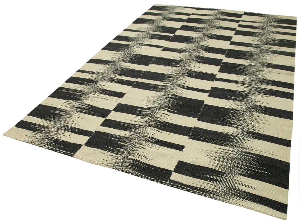 Gümgüm Modern Siyah Pamuk Üstü Yün El Dokuma Kilim-199x304 - Görsel 3