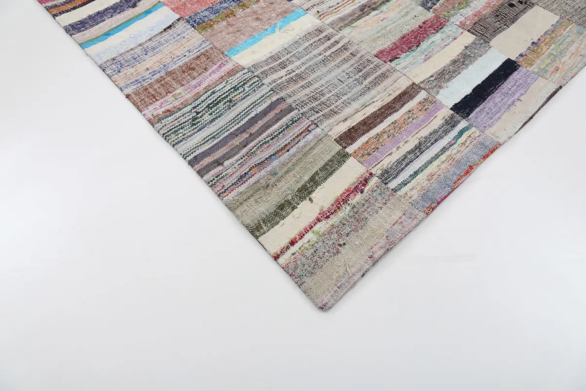 Chaput Patchwork Bej Renk Pamuk Üzerine Yün El Dokuma Kilim-202x300 - Görsel 4