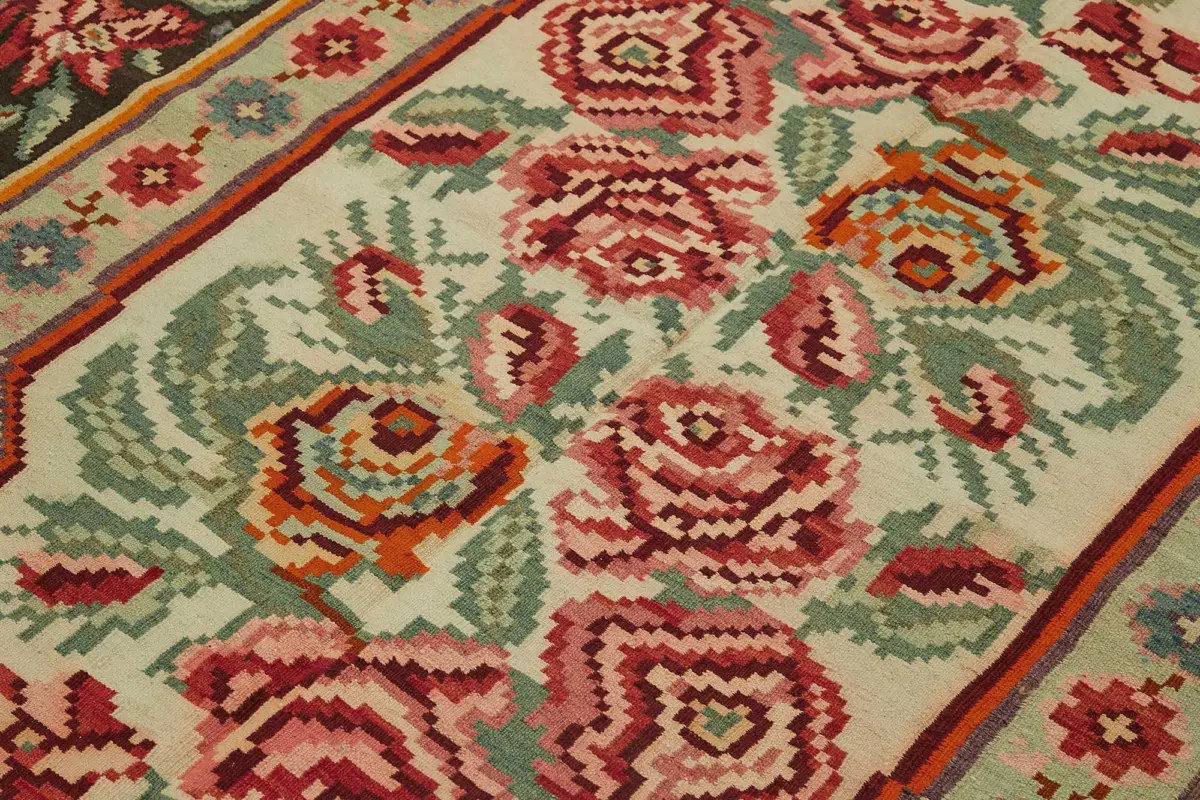 Moldovian Klasik Göbekli Siyah Pamuk Üzerine Yün El Dokuma Kilim-183x274 - Görsel 5