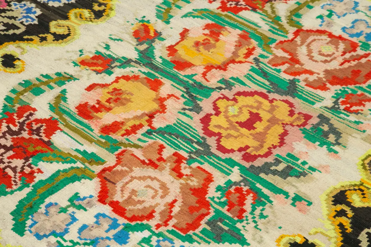 Moldovian Klasik Göbekli Siyah Pamuk Üzerine Yün El Dokuma Kilim-181x211 - Görsel 5