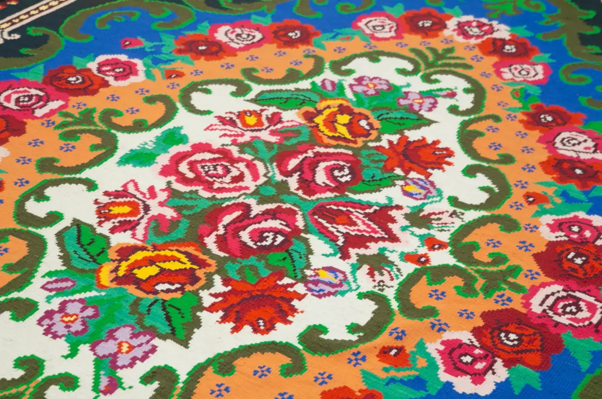 Moldovian Klasik Göbekli Siyah Pamuk Üzerine Yün El Dokuma Kilim-215x335 - Görsel 5