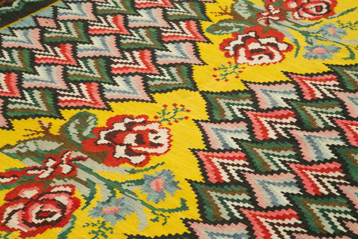 Moldovian Klasik Göbekli Siyah Pamuk Üzerine Yün El Dokuma Kilim-208x282 - Görsel 5