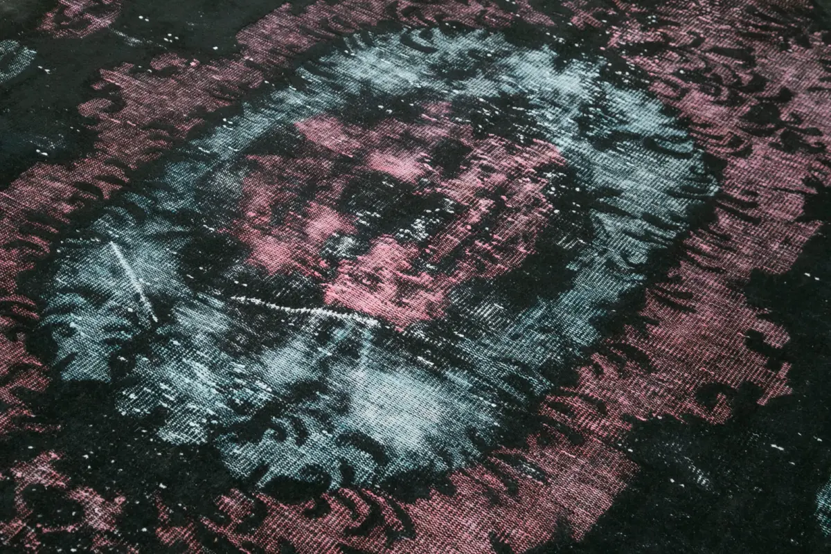 Oyma Siyah Pamuk Üzerine Yün El Dokuma Kilim-184x282 - Görsel 5