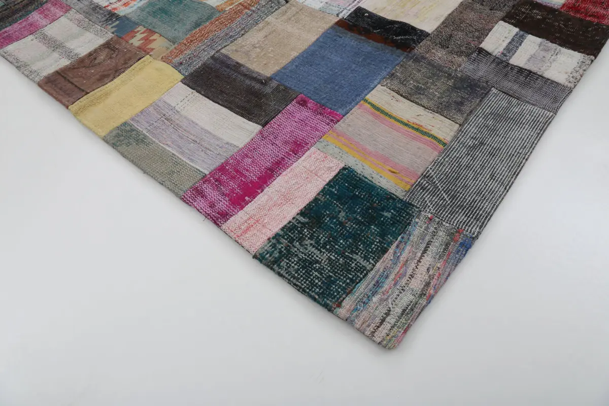 Chaput Patchwork Multi Renk Pamuk Üzerine Yün El Dokuma Kilim-170x241 - Görsel 4