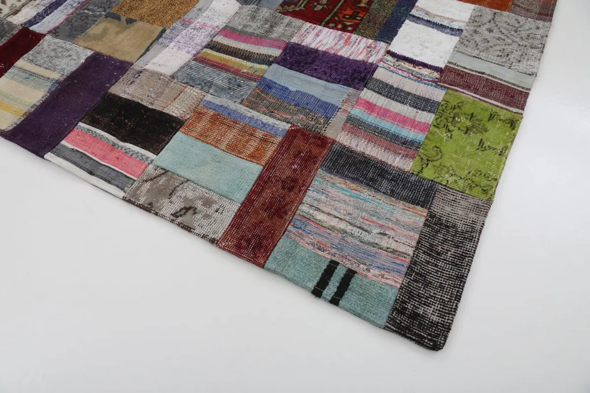 Chaput Patchwork Multi Renk Pamuk Üzerine Yün El Dokuma Kilim-170x240 - Görsel 4