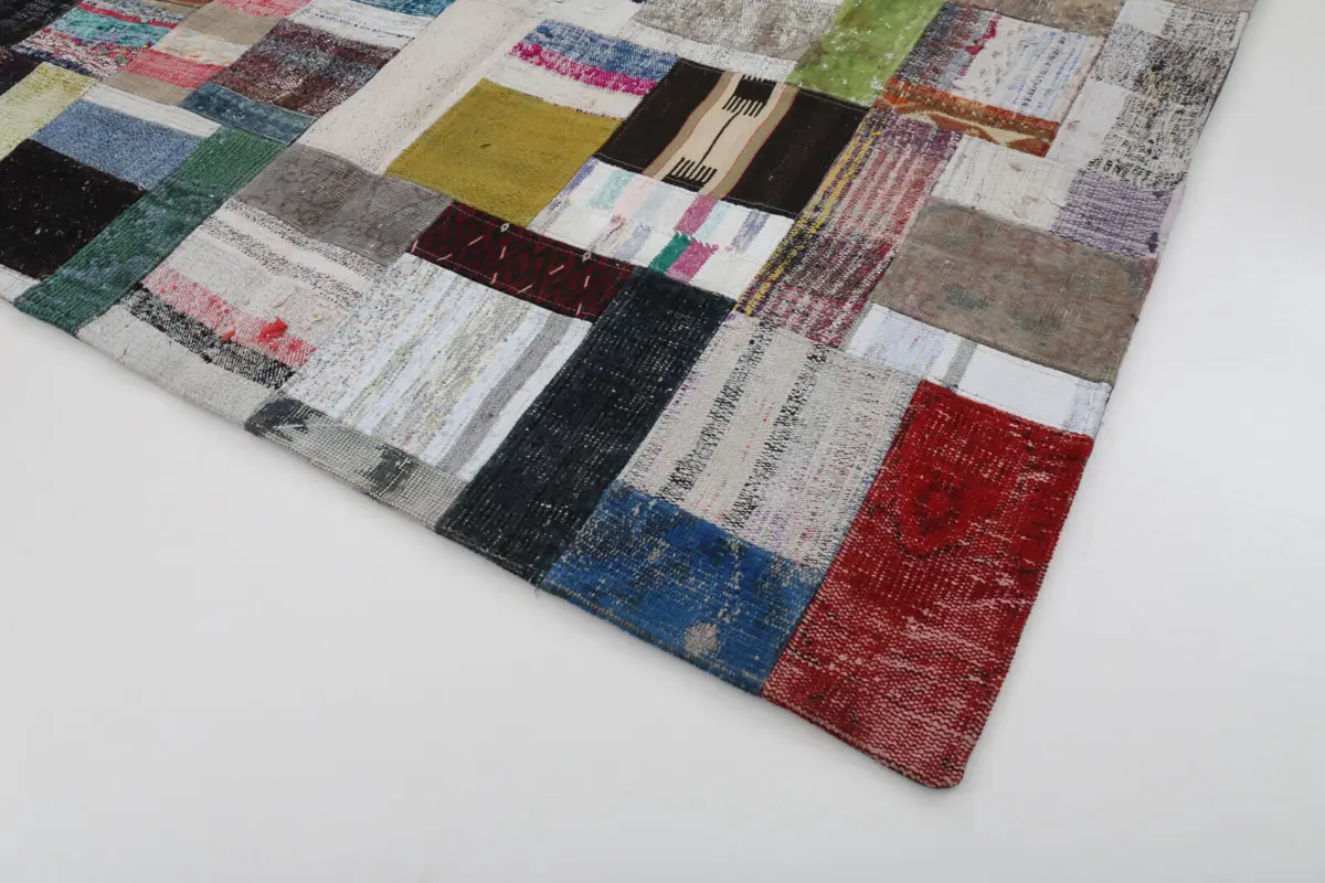 Chaput Patchwork Multi Renk Pamuk Üzerine Yün El Dokuma Kilim-175x240 - Görsel 4