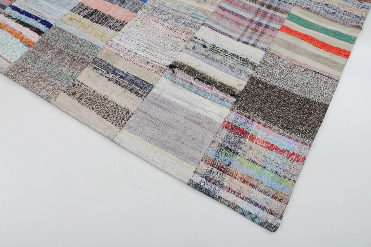 Chaput Patchwork Multi Renk Pamuk Üzerine Yün El Dokuma Kilim-200x302 - Görsel 4