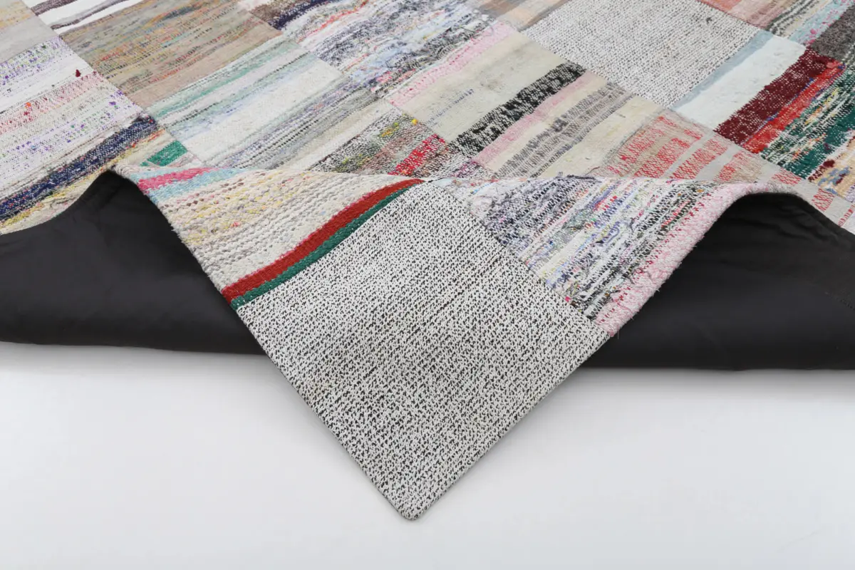 Chaput Patchwork Bej Renk Pamuk Üzerine Yün El Dokuma Kilim-200x302 - Görsel 5