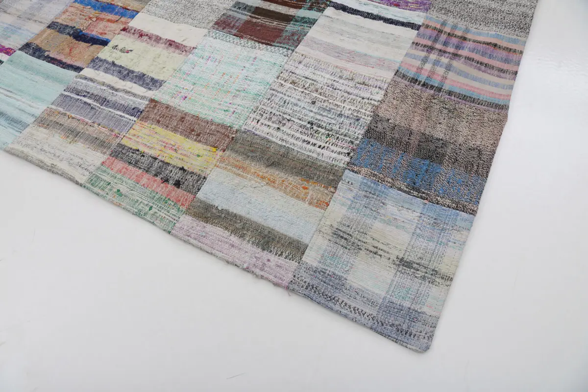 Chaput Patchwork Bej Renk Pamuk Üzerine Yün El Dokuma Kilim-200x302 - Görsel 4