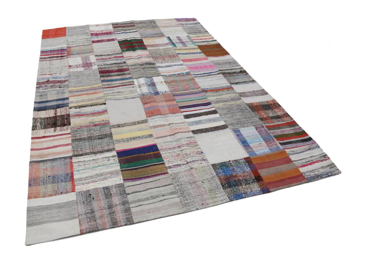 Chaput Patchwork Bej Renk Pamuk Üzerine Yün El Dokuma Kilim-210x300 - Görsel 3