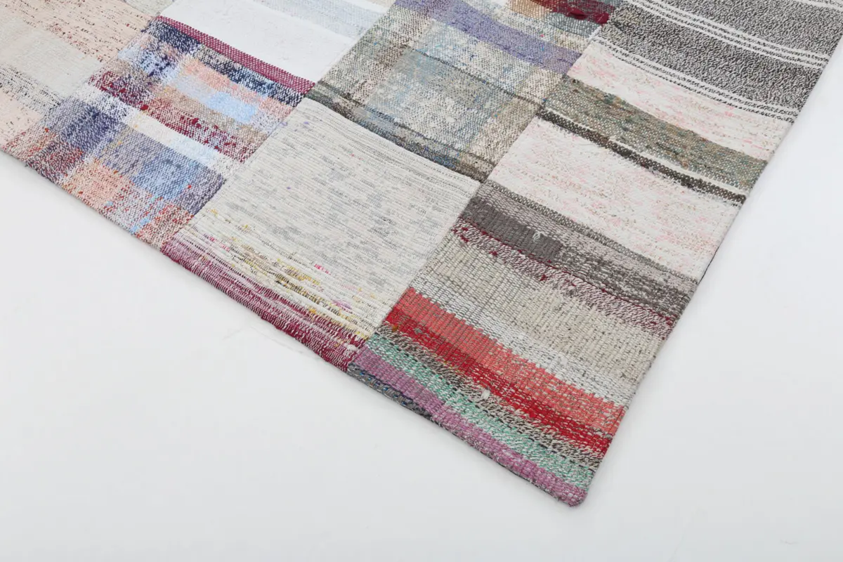 Chaput Patchwork Bej Renk Pamuk Üzerine Yün El Dokuma Kilim-201x299 - Görsel 4