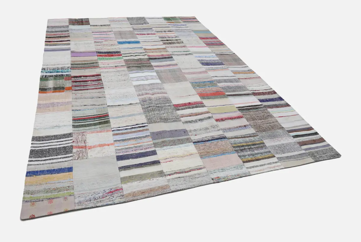 Chaput Patchwork Bej Renk Pamuk Üzerine Yün El Dokuma Kilim-251x350 - Görsel 3