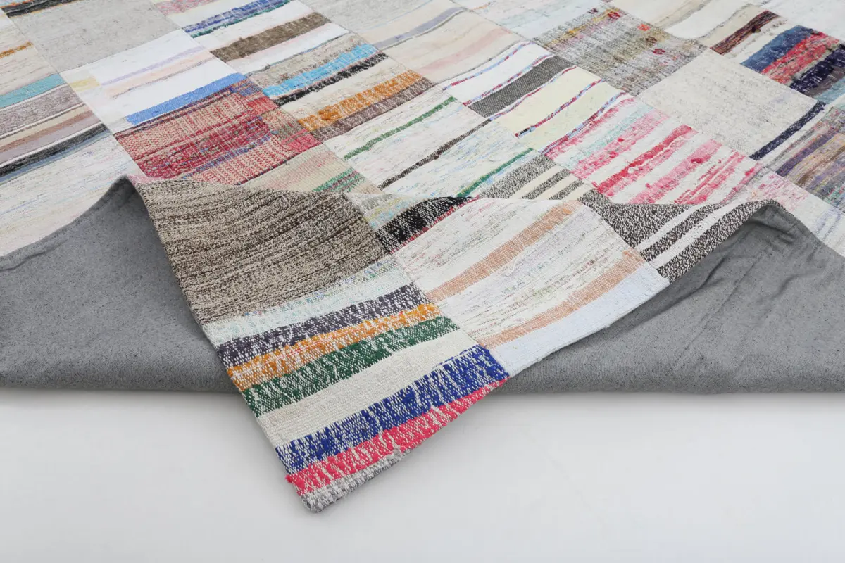 Chaput Patchwork Bej Renk Pamuk Üzerine Yün El Dokuma Kilim-302x400 - Görsel 5