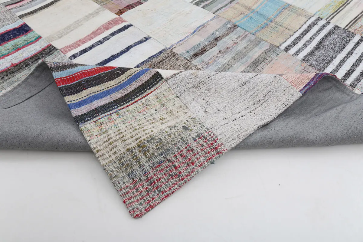Chaput Patchwork Bej Renk Pamuk Üzerine Yün El Dokuma Kilim-303x401 - Görsel 5