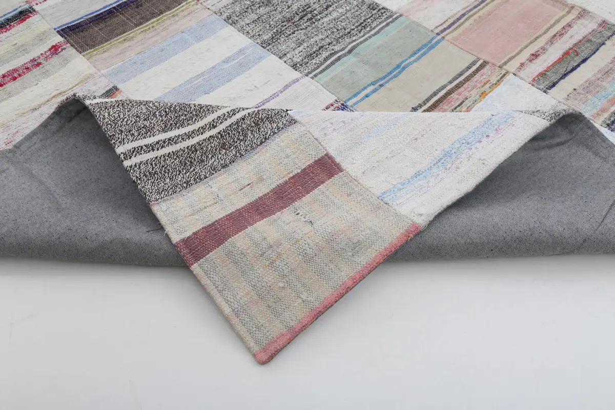 Chaput Patchwork Bej Renk Pamuk Üzerine Yün El Dokuma Kilim-301x402 - Görsel 5