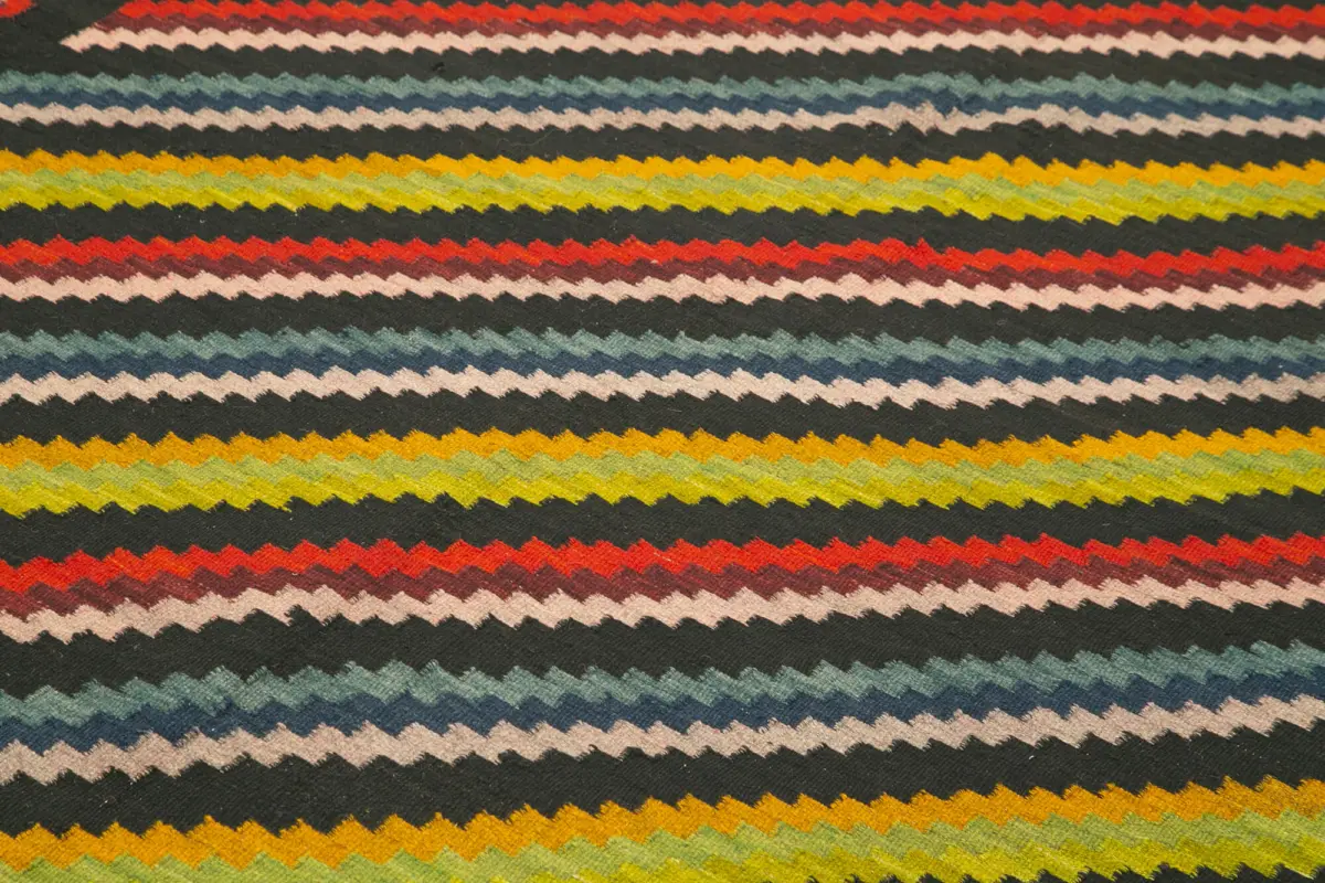 Moldovian Klasik Göbekli Siyah Pamuk Üzerine Yün El Dokuma Kilim-173x310 - Görsel 5