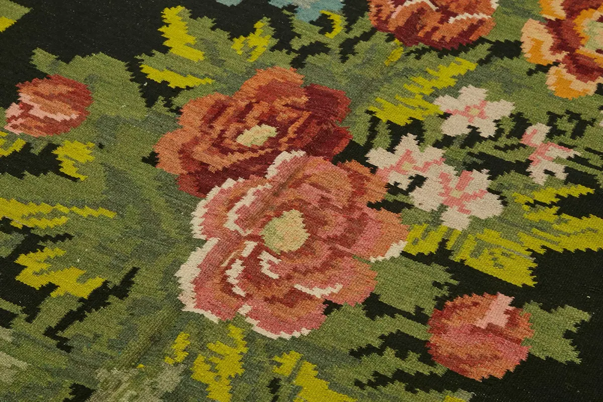 Moldovian Klasik Göbekli Siyah Pamuk Üzerine Yün El Dokuma Kilim-177x302 - Görsel 5