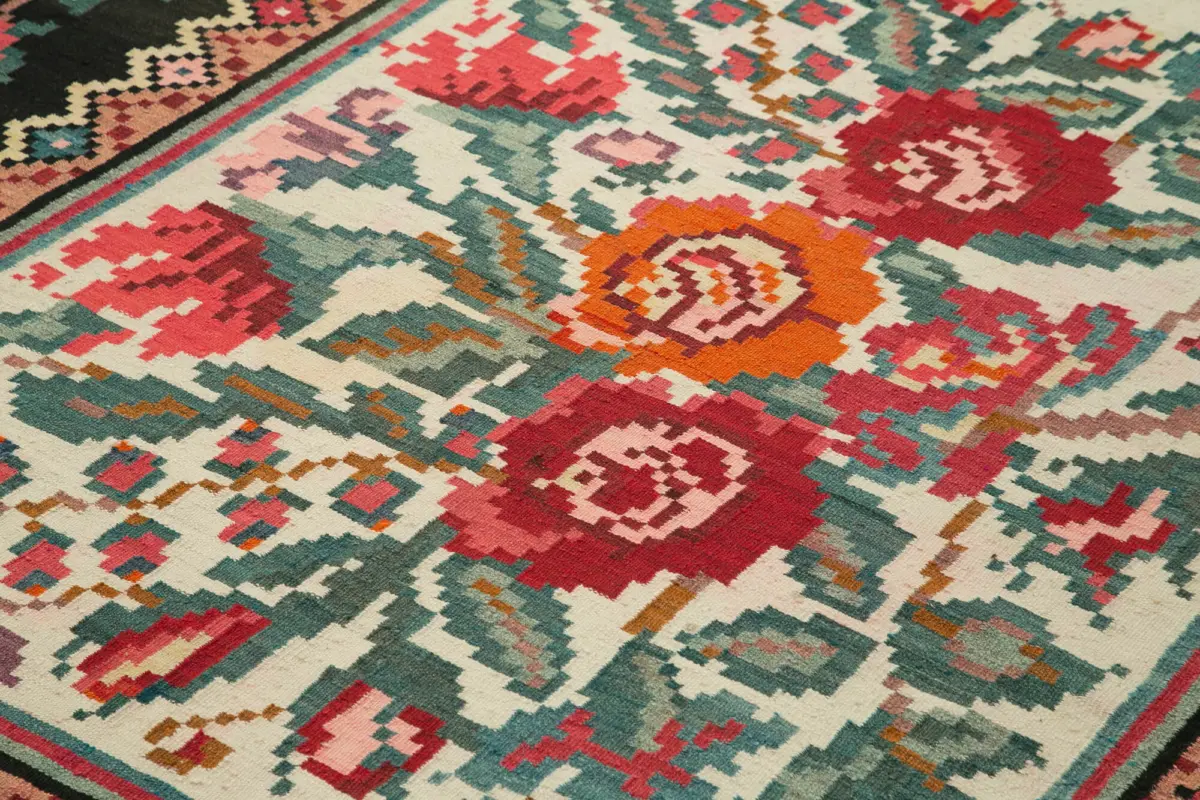 Moldovian Klasik Göbekli Siyah Pamuk Üzerine Yün El Dokuma Kilim-187x278 - Görsel 5