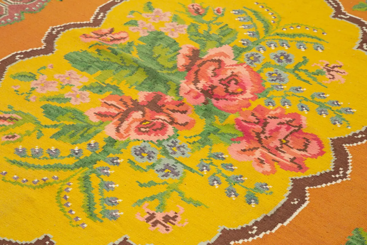 Moldovian Klasik Göbekli Sarı Pamuk Üzerine Yün El Dokuma Kilim-200x285 - Görsel 5