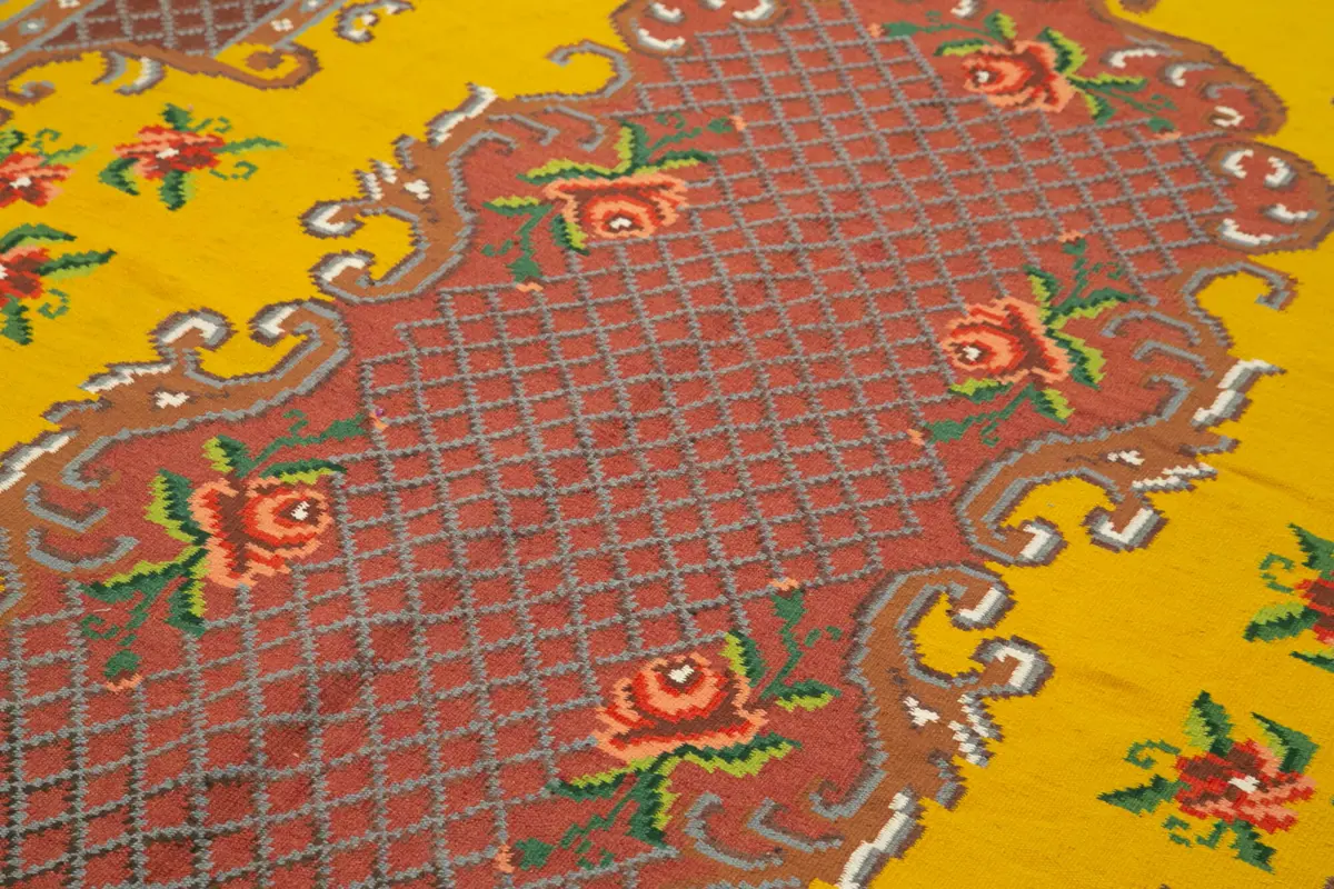 Moldovian Klasik Göbekli Kırmızı Pamuk Üzerine Yün El Dokuma Kilim-173x263 - Görsel 5