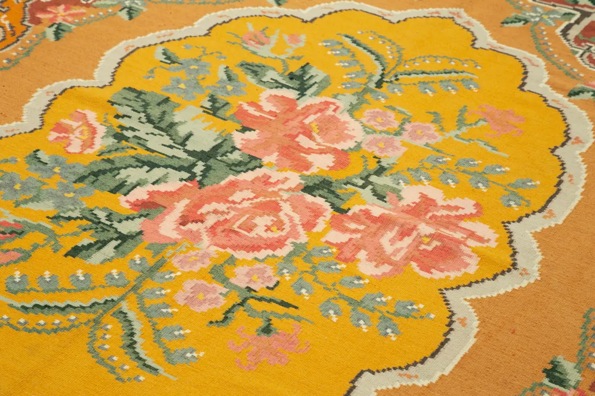 Moldovian Klasik Göbekli Sarı Pamuk Üzerine Yün El Dokuma Kilim-197x291 - Görsel 5