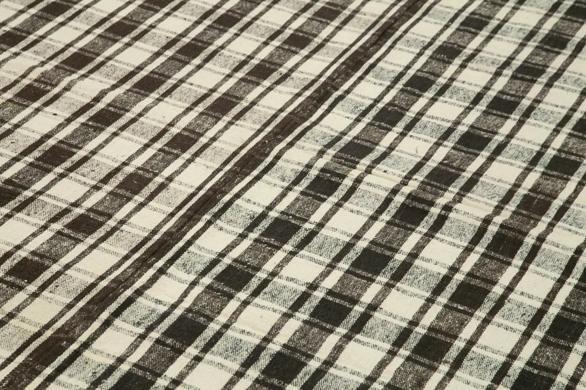 Anadolu Eskitme Siyah Pamuk Üzerine Yün El Dokuma Kilim-213x350 - Görsel 5