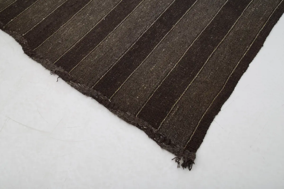 Kıl Çizgili Kahverengi Keçi Kılı İpliğinden El Dokuma Kilim-178x298 - Görsel 4