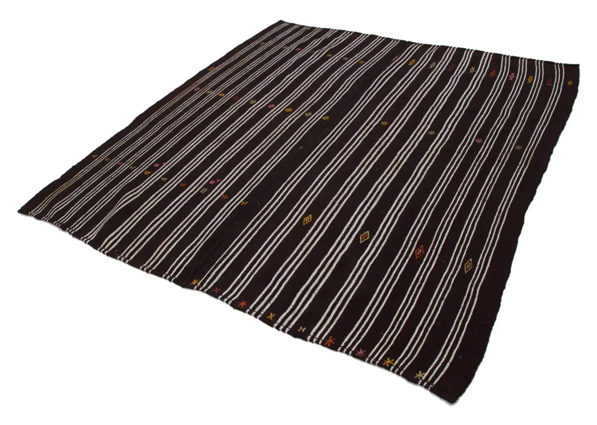 Kıl Çizgili Kahverengi Keçi Kılı İpliğinden El Dokuma Kilim-210x225 - Görsel 2