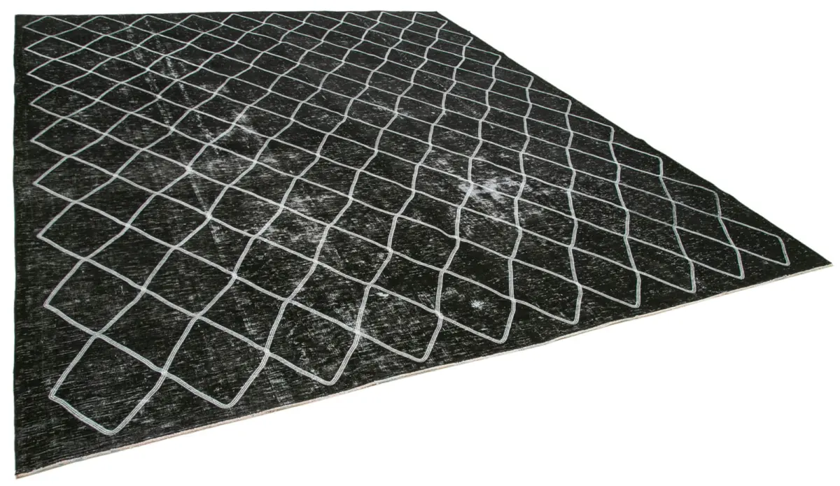 Modern Halı- Siyah Pamuk Üzerine Yün El Dokuma Halı-302x369 - Görsel 2