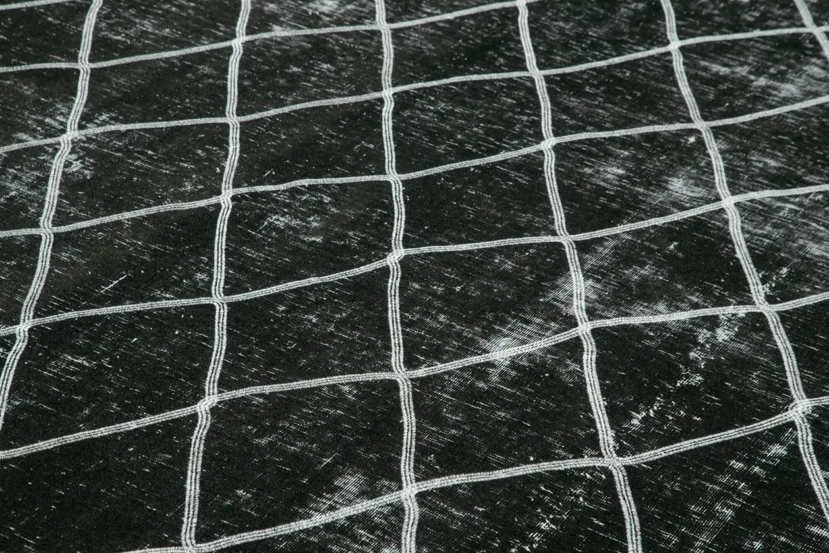 Modern Halı- Siyah Pamuk Üzerine Yün El Dokuma Halı-302x369 - Görsel 5