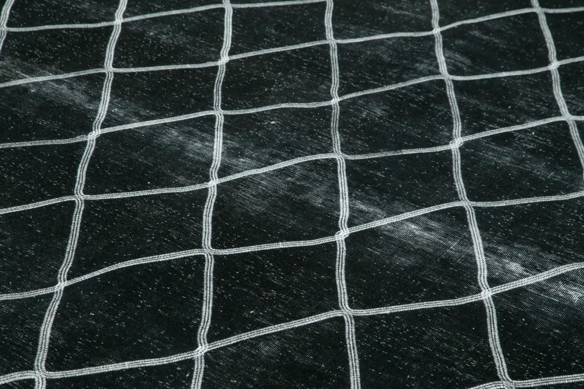 Modern Halı- Siyah Pamuk Üzerine Yün El Dokuma Halı-292x392 - Görsel 5