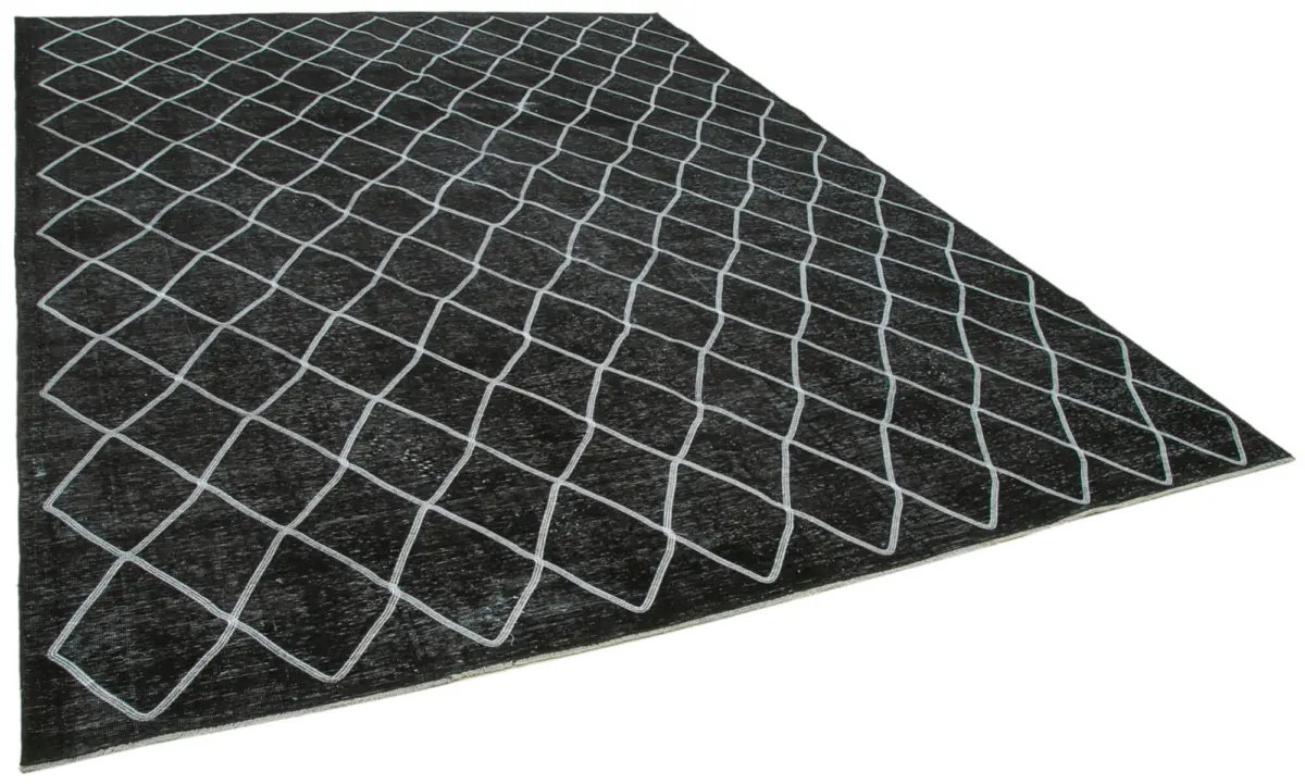 Modern Halı- Siyah Pamuk Üzerine Yün El Dokuma Halı-286x389 - Görsel 2