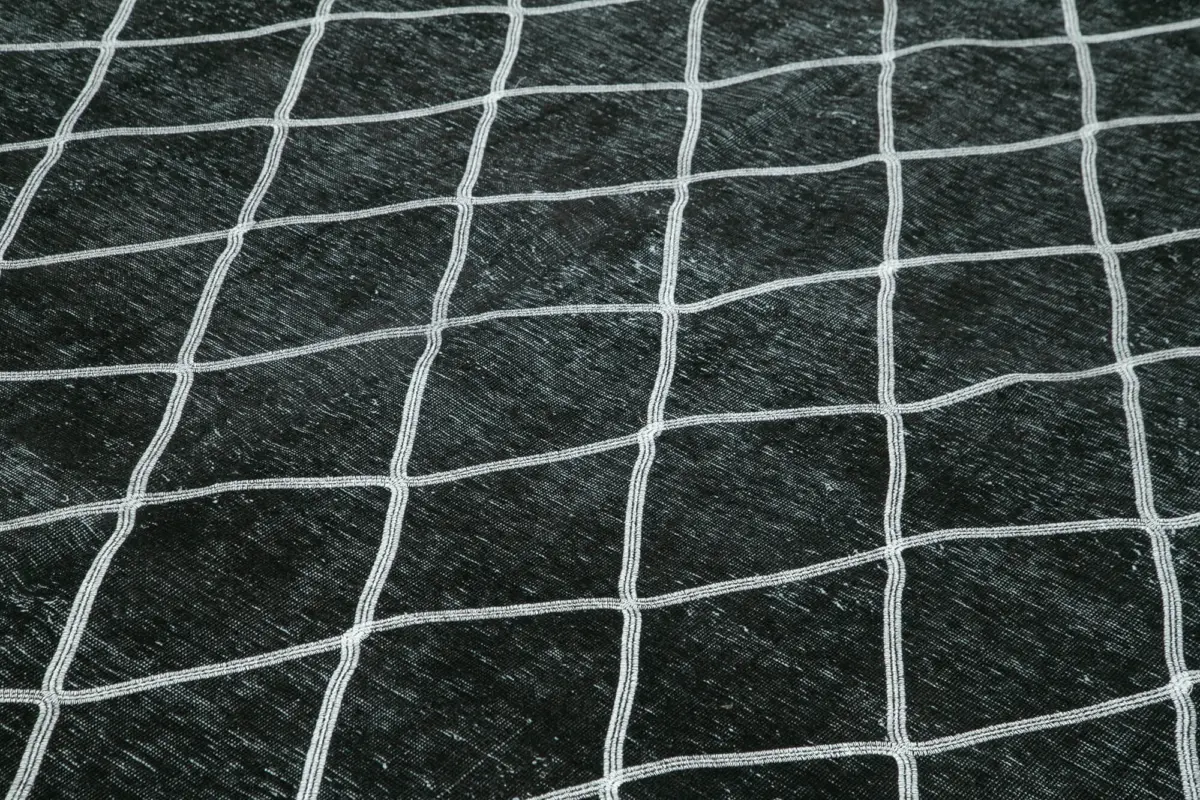 Modern Halı- Siyah Pamuk Üzerine Yün El Dokuma Halı-286x389 - Görsel 5