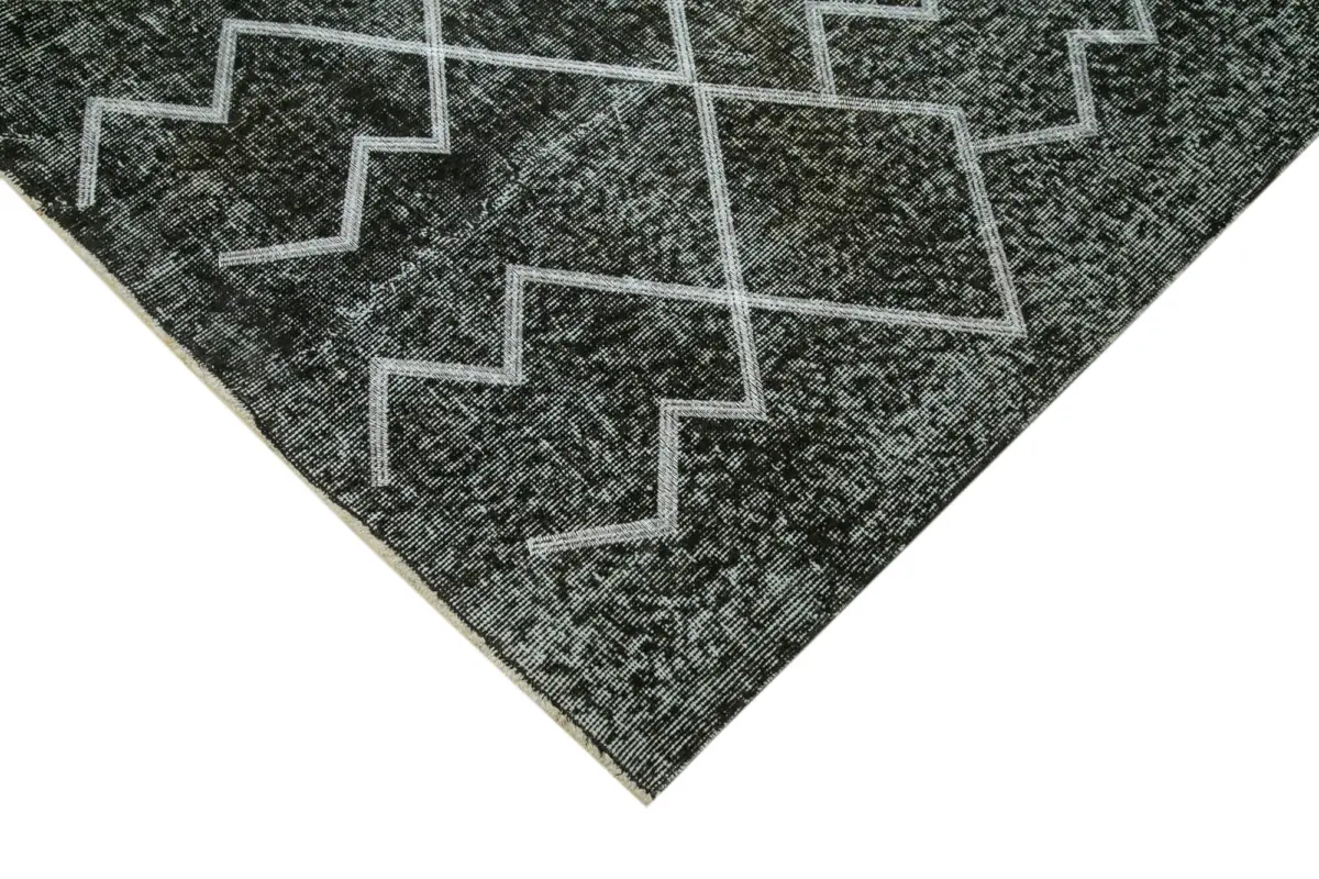 Modern Halı- Siyah Pamuk Üzerine Yün El Dokuma Halı-210x298 - Görsel 4